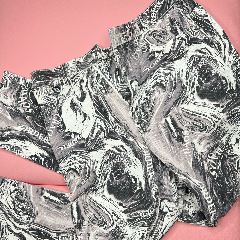 JK Attire Woman's Jeans. Size 6.